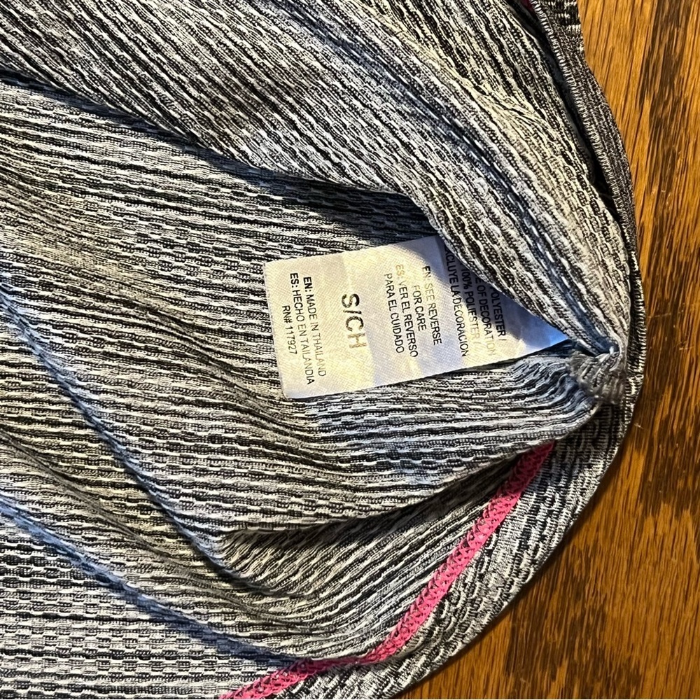Reebok Tank Top - Picture 4 of 6